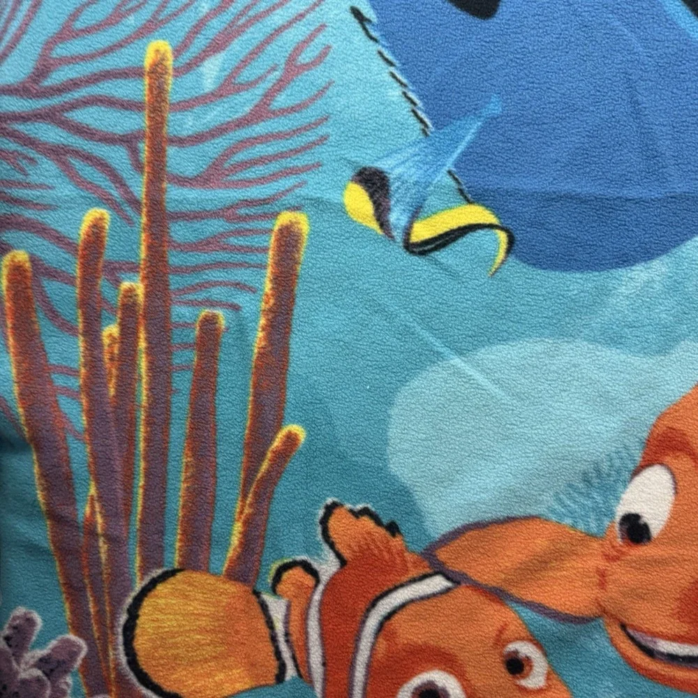 Disney Pixar Finding Nemo Throw Blanket 49x51